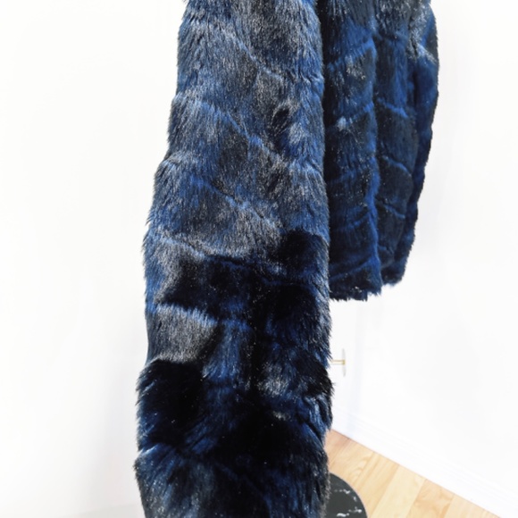 BELLE VERE dark blue layers faux fur coat jacket - Picture 5 of 6